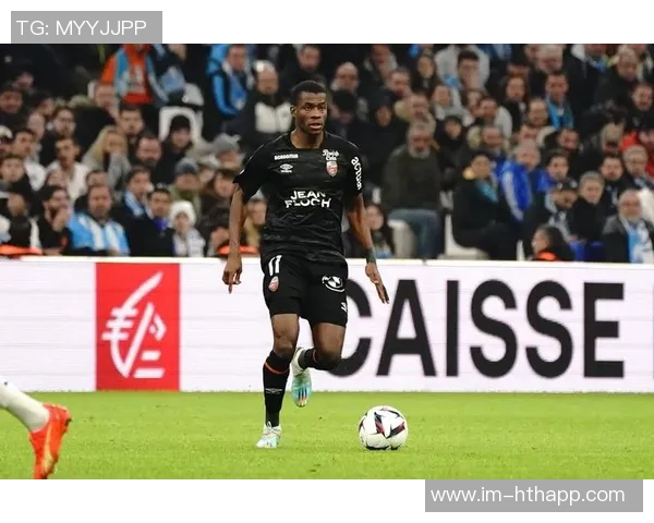 黑骑士足球俱乐部全资收购伯恩茅斯成为洛里昂唯一股东